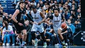 قهرمانی London Lions و Sheffield Hatters در مسابقات بسکتبال سوپر لیگ